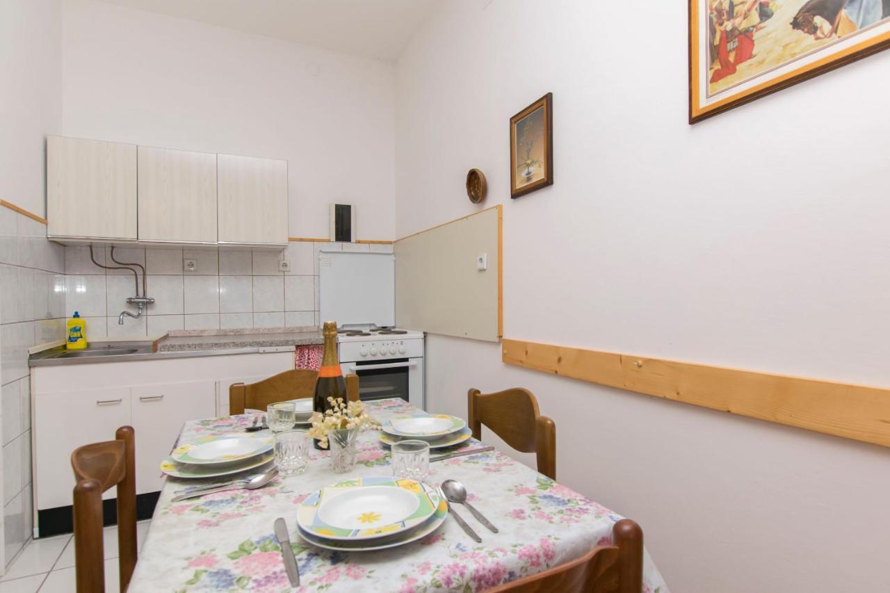 Apartments Amalija Vodice Buitenkant foto