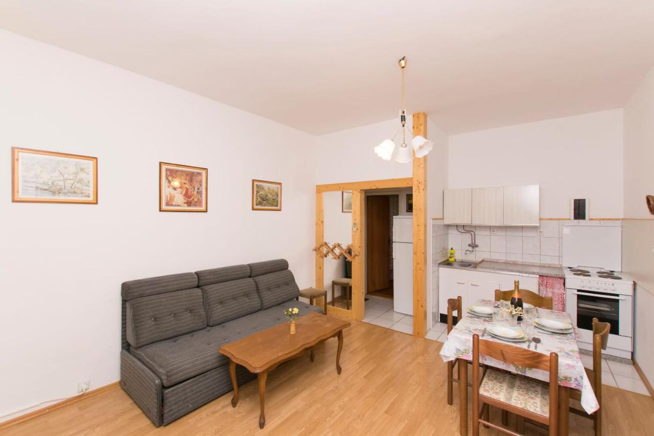Apartments Amalija Vodice Buitenkant foto
